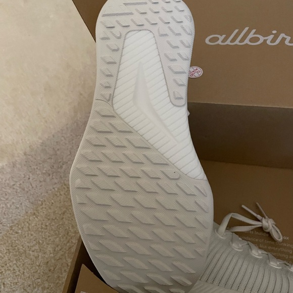 Allbirds Tree Gliders — women size 7.5 - Picture 2 of 4